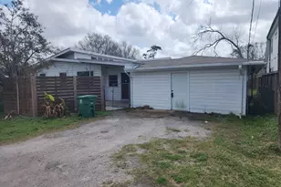 9021 Lomax St, Houston, TX 77093 - Photo 21
