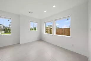 7607 Swooping Swallow Ln, Katy, TX 77493 - Photo 11