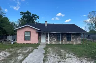 4402 Dallas St, Beaumont, TX 77703 - Photo 1