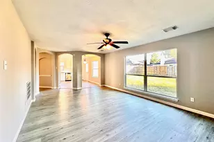 3042 Trinity Pass Ct, Spring, TX 77373 - Photo 11