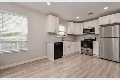 5615 Barremore Street #B, Houston, TX 77023 - Photo 3