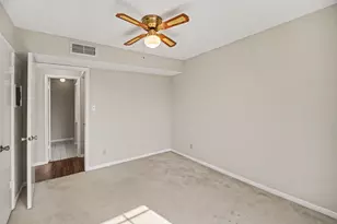 2121 Hepburn St, Houston, TX 77054 - Photo 7