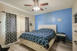 209 Almond Dr, Lake Jackson, TX 77566 - Photo 21