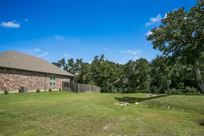 2010 Winepress Road, Brenham, TX 77833 - Photo 3