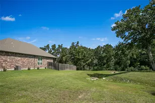 2010 Winepress Rd, Brenham, TX 77833 - Photo 3