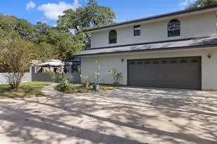 104 N Hickory Ln, Columbus, TX 78934 - Photo 27