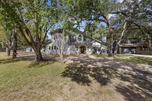 104 N Hickory Ln, Columbus, TX 78934 - Photo 3