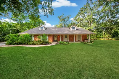 8726 Dogwood Drive, Tomball, TX 77375 - Photo 1