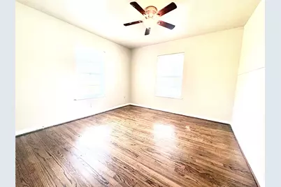 1504 E Fayle Street, Baytown, TX 77520 - Photo 9