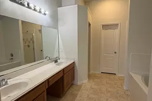 1902 Creegan Park Ct, Houston, TX 77047 - Photo 35
