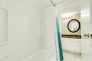 7140 N Holiday Dr, Galveston, TX 77550 - Photo 21