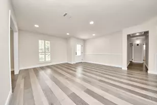 12026 Sugar Springs Dr, Houston, TX 77077 - Photo 13