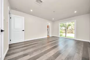 12026 Sugar Springs Dr, Houston, TX 77077 - Photo 31