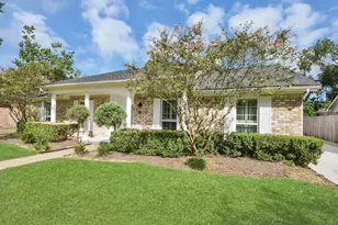 12026 Sugar Springs Dr, Houston, TX 77077 - Photo 3