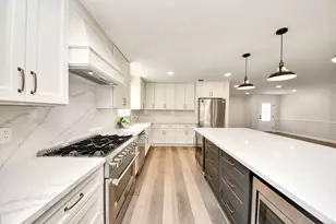 12026 Sugar Springs Dr, Houston, TX 77077 - Photo 19