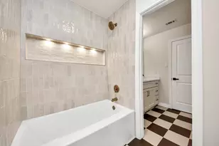 12026 Sugar Springs Dr, Houston, TX 77077 - Photo 31