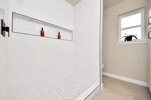 12026 Sugar Springs Dr, Houston, TX 77077 - Photo 35