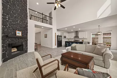 4423 Parkwater Cove Court SE, Sugar Land, TX 77479 - Photo 13