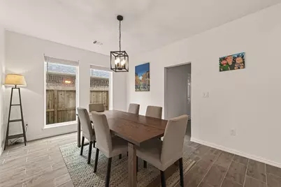 4423 Parkwater Cove Court SE, Sugar Land, TX 77479 - Photo 9