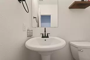 4423 Parkwater Cove Ct SE, Sugar Land, TX 77479 - Photo 25