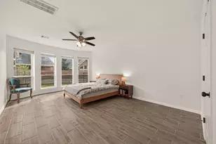 4423 Parkwater Cove Ct SE, Sugar Land, TX 77479 - Photo 45