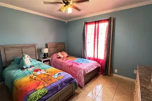 9022 Indian River Dr, Houston, TX 77088 - Photo 17