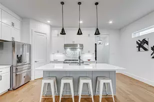 7818 Janak Dr, Houston, TX 77055 - Photo 3