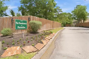 2030 Plantation Dr, Conroe, TX 77301 - Photo 39