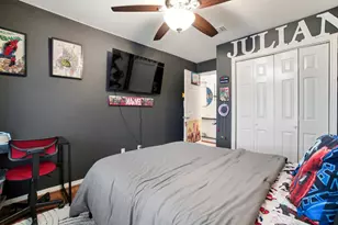 2030 Plantation Dr, Conroe, TX 77301 - Photo 25