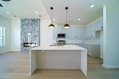 2202 31st Street, Galveston, TX 77550 - Photo 13