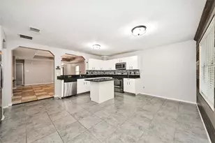 24019 Kingbriar Dr, Spring, TX 77373 - Photo 19