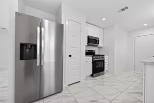 2202 Alabama St, Baytown, TX 77520 - Photo 13