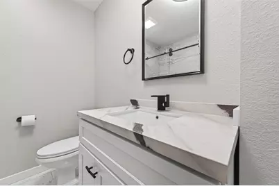 2202 Alabama Street, Baytown, TX 77520 - Photo 25