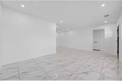 2202 Alabama Street, Baytown, TX 77520 - Photo 7