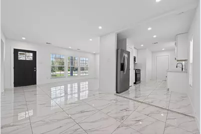 2202 Alabama Street, Baytown, TX 77520 - Photo 9