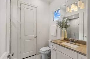 908 Thompson St, Houston, TX 77007 - Photo 9