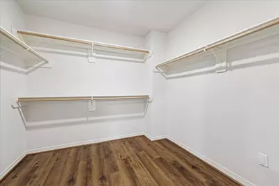 7531 S Linpar Court, Houston, TX 77040 - Photo 11