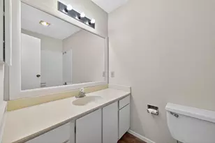 7900 N Stadium Dr, Houston, TX 77030 - Photo 17