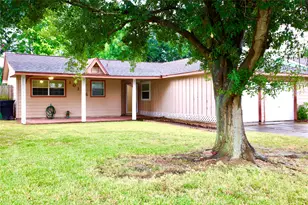 10126 Fleming Dr, Houston, TX 77013 - Photo 11