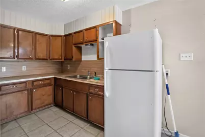 624 N McCampbell Street, Aransas Pass, TX 78336 - Photo 11