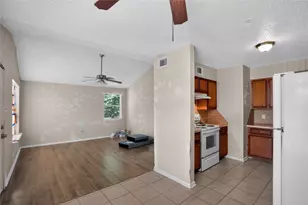 624 N McCampbell St, Aransas Pass, TX 78336 - Photo 3