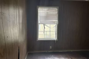 603 Pearl St, Baytown, TX 77520 - Photo 11