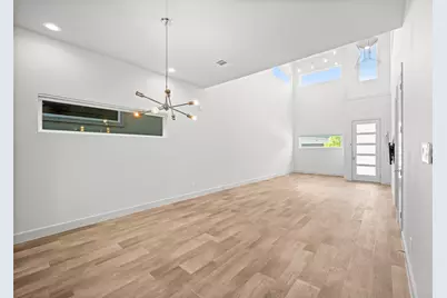 6809 Troya Lane, Houston, TX 77092 - Photo 9