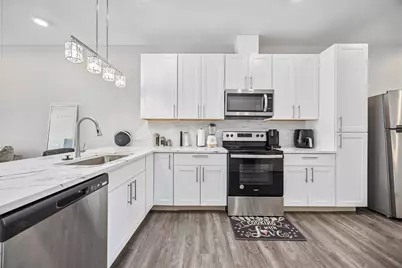 8009 Sterlingshire Street #B, Houston, TX 77078 - Photo 1