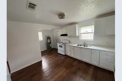 3058 Old Colony Road, Huntsville, TX 77320 - Photo 3