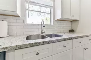 503 Hortense St, Cleveland, TX 77328 - Photo 7