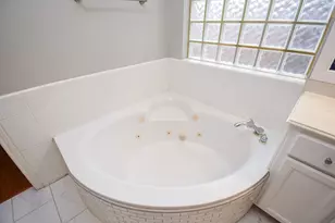 51 Rivercoach Ln, Sugar Land, TX 77479 - Photo 17