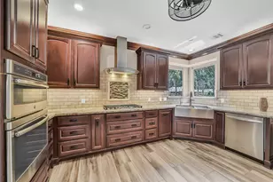 2411 Oaks Forks Dr, Houston, TX 77339 - Photo 11