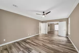 2411 Oaks Forks Dr, Houston, TX 77339 - Photo 17