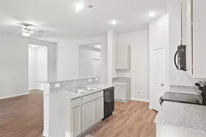 611 Burkett Street, Dayton, TX 77535 - Photo 9